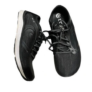 Topo Athletic ST-3 Mens Size 9 Running Shoes Sneakers Black Grey Comfort